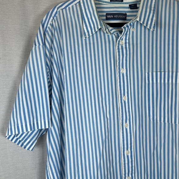 VAN HEUSEN BUTTON DOWN SIZE(XXL) - Picture 3 of 6